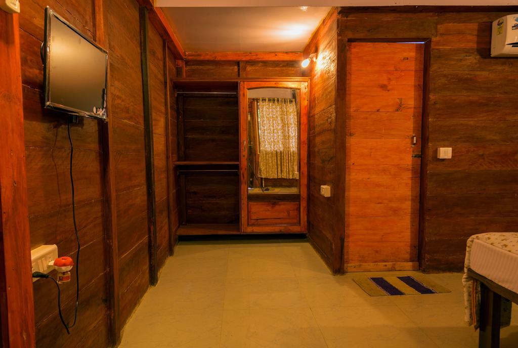 Sunway Cottages Мандрем Экстерьер фото