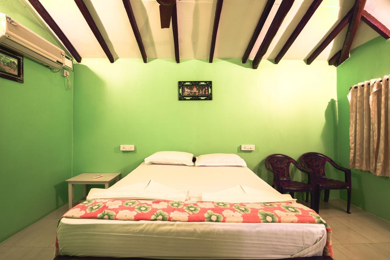 Sunway Cottages Мандрем Экстерьер фото